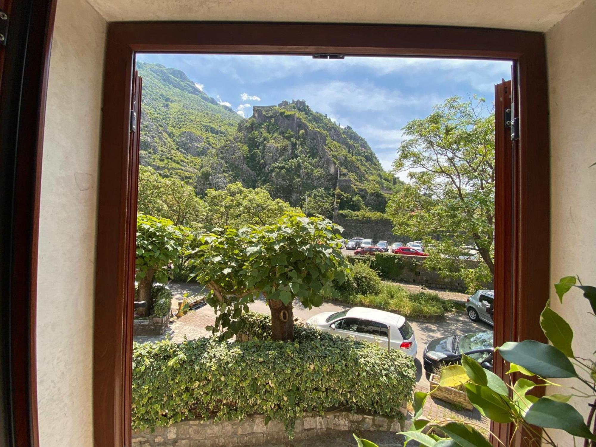 Fiumera Kotor Apartment エクステリア 写真